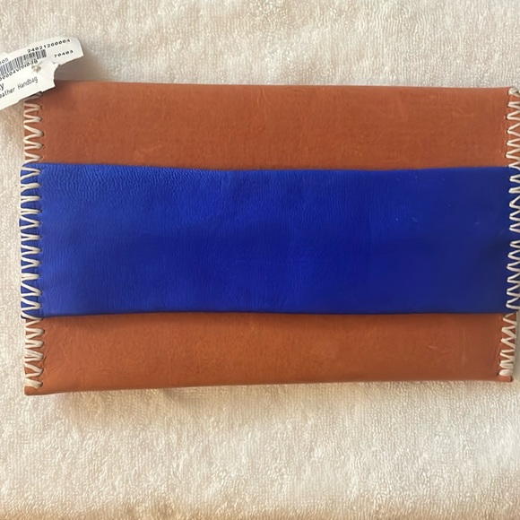 Noonday Clutch - Picture 1 of 5